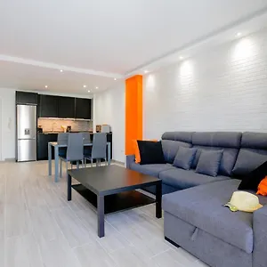  Appartamento Conypra Modern And Renovated With Terrace Wifi Spagna
